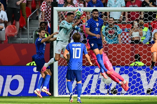 Kroatia putosi Portugalista 1-2